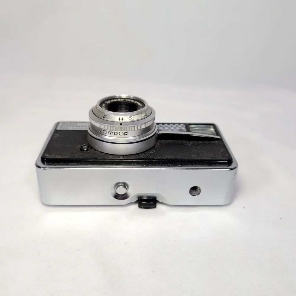 Kodak Instamatic 500 126 Film Point & Shoot Camera Black Leather Case Vintage